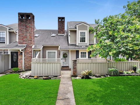 Photo of 1084 Sunmeadow Dr, Beaumont, TX 77706 (MLS # 268466)