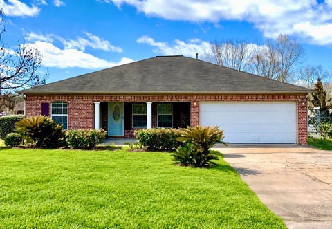 Photo of 5135 Wilshire Dr, Beaumont, TX 77703 (MLS # 271570)