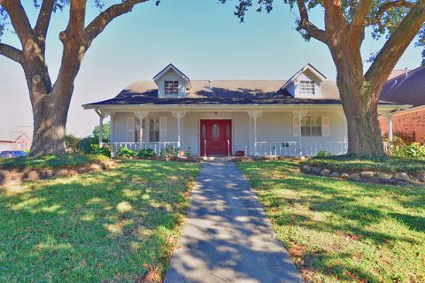 Photo of 3116 Pebble Beach Ln., Orange, TX 77630 (MLS # 263588)