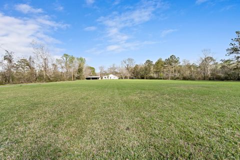 Photo of 1165 Attaway, Sour Lake, TX 77659 (MLS # 265808)