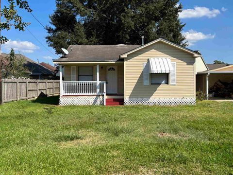 Photo of 1960 N Major Dr, Beaumont, TX 77713 (MLS # 262284)