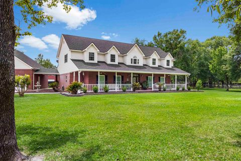 Photo of 9035 Terry Estates Dr, Orange, TX 77630 (MLS # 266749)