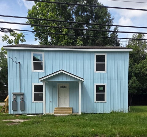 Photo of 640 Roosevelt Unit A Unit A, Silsbee, TX 77656 (MLS # 268348)