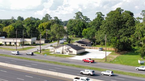 Photo of 5090 Eastex, Beaumont, TX 77708 (MLS # 245749)