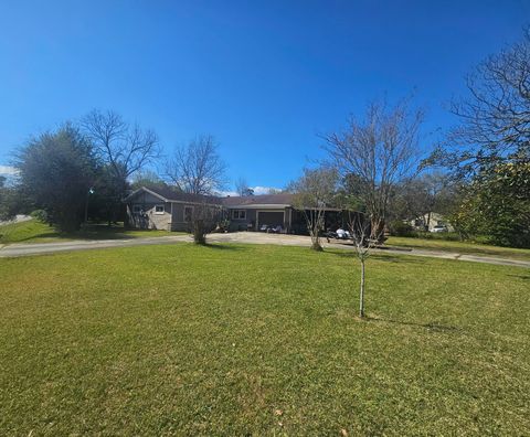 Photo of 2412 Collins, West Orange, TX 77630 (MLS # 266028)