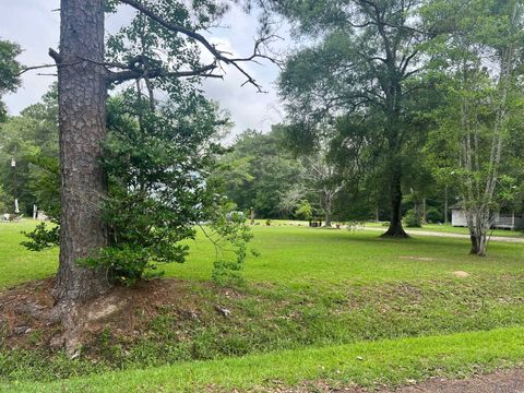 A home in Lumberton