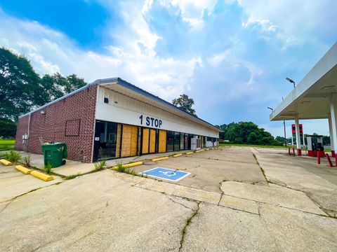 Photo of 5320 N Main, Vidor, TX 77662 (MLS # 248508)