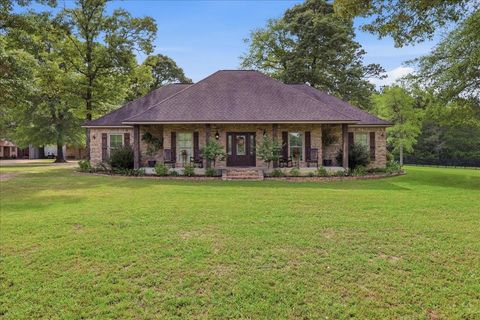Property photo of 665 Cr 1270, Warren, TX 77664