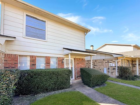 Photo of 6630 Lexington Dr, Beaumont, TX 77706 (MLS # 265314)