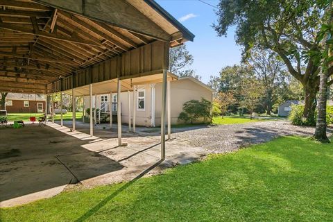 A home in Silsbee