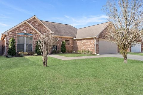 Photo of 7825 Quail Court, Beaumont, TX 77713 (MLS # 263328)