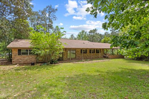 Photo of 533 Cypress Bend Drive, Village Mills, TX 77663 (MLS # 266714)