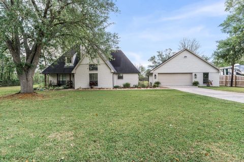 Photo of 7744 Gayle, Nederland, TX 77627 (MLS # 266354)