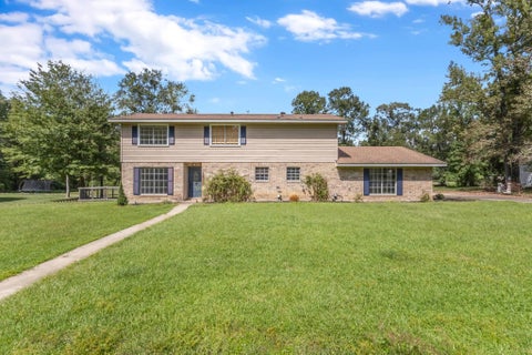 Photo of 311 Willow Oak Lane, Silsbee, TX 77656 (MLS # 271301)