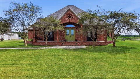 Photo of 26189 Fm 365, Beaumont, TX 77705 (MLS # 270384)