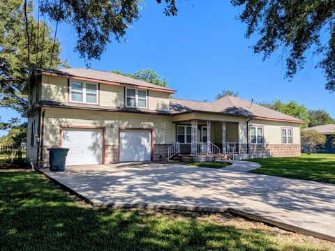 Photo of 5195 Seale Rd., Beaumont, TX 77705 (MLS # 269400)