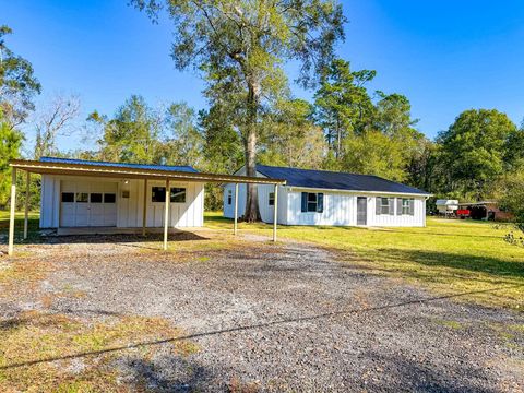 Photo of 210 Medford Ln, Vidor, TX 77662 (MLS # 264776)