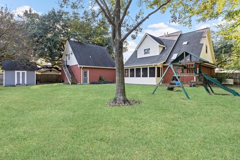 A home in Port Neches