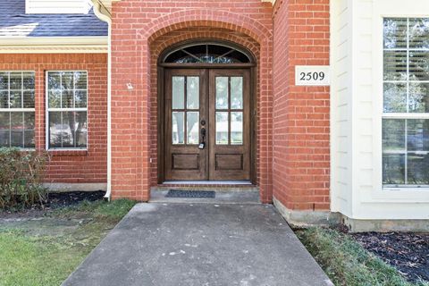 A home in Port Neches