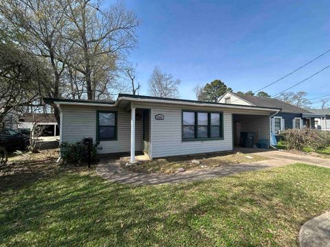 Photo of 2343 W Lucas Dr., Beaumont, TX 77706 (MLS # 265349)