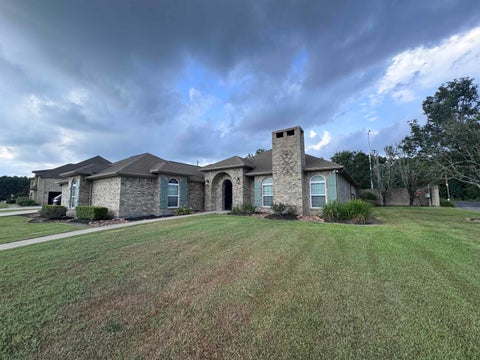 Photo of 100 Greenwing, Bridge City, TX 77630 (MLS # 270584)