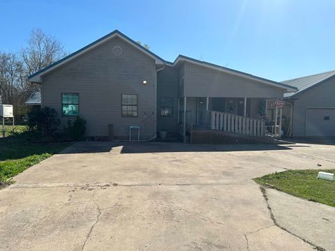 3835, 3512, 10th, Beaumont, TX 77705 - #: 248249