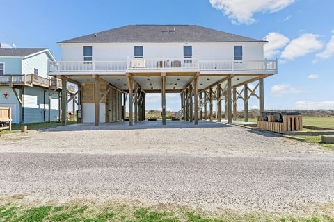 A home in Port Bolivar