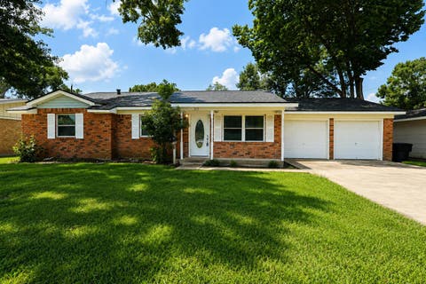 Photo of 315 N 33rd, Nederland, TX 77627 (MLS # 269960)