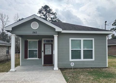 Photo of 540 E Gill, Beaumont, TX 77703 (MLS # 265432)