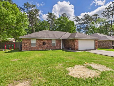 Photo of 10930 Fairfield Street, Beaumont, TX 77713 (MLS # 266260)