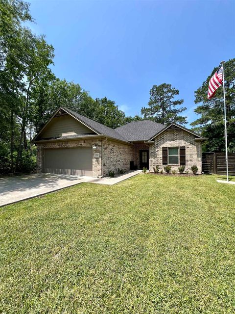 A home in Vidor