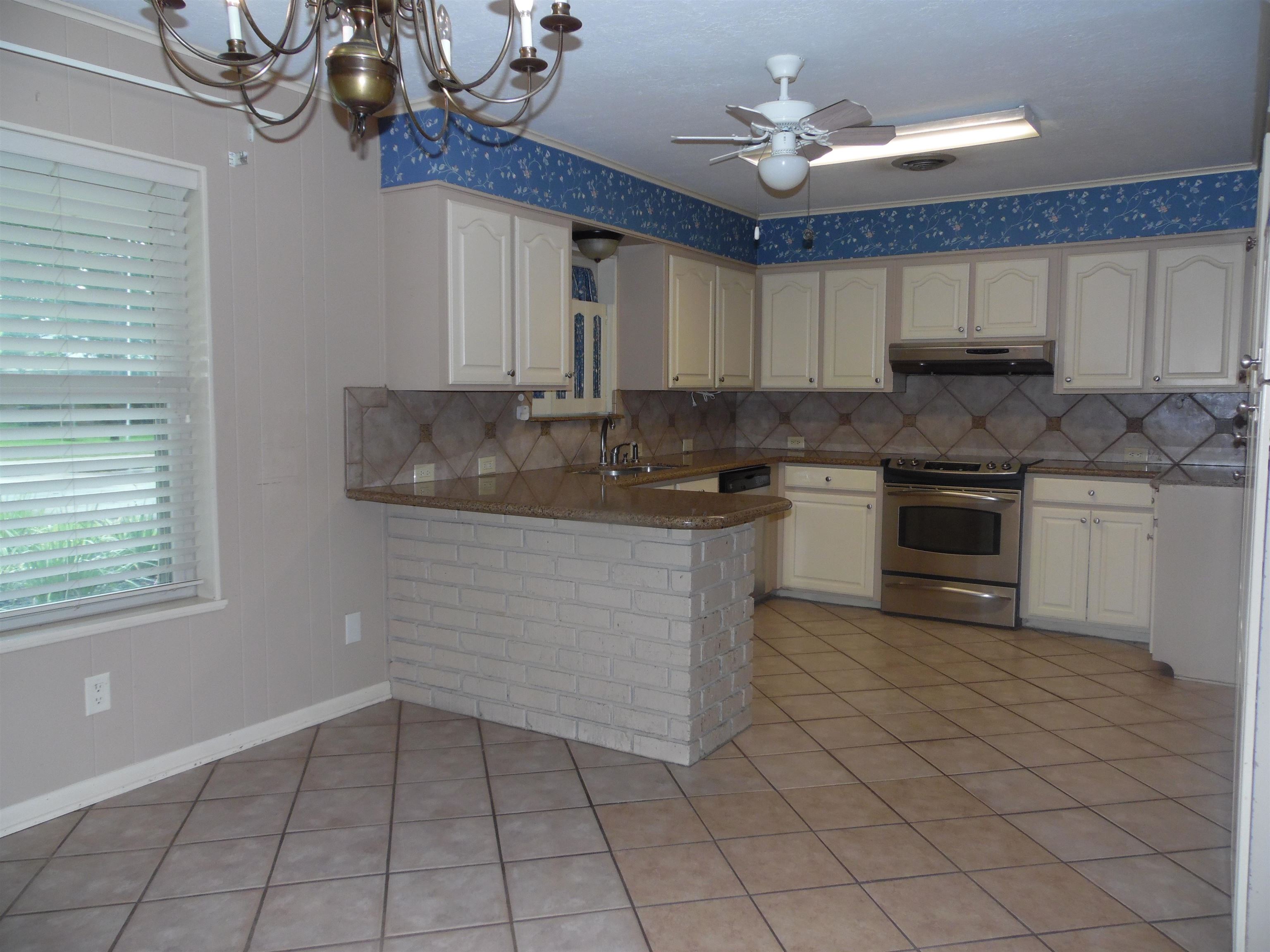 Lumberton, Texas 77657, United States, 3 Bedrooms Bedrooms, ,2 BathroomsBathrooms,Residential,Active,151820