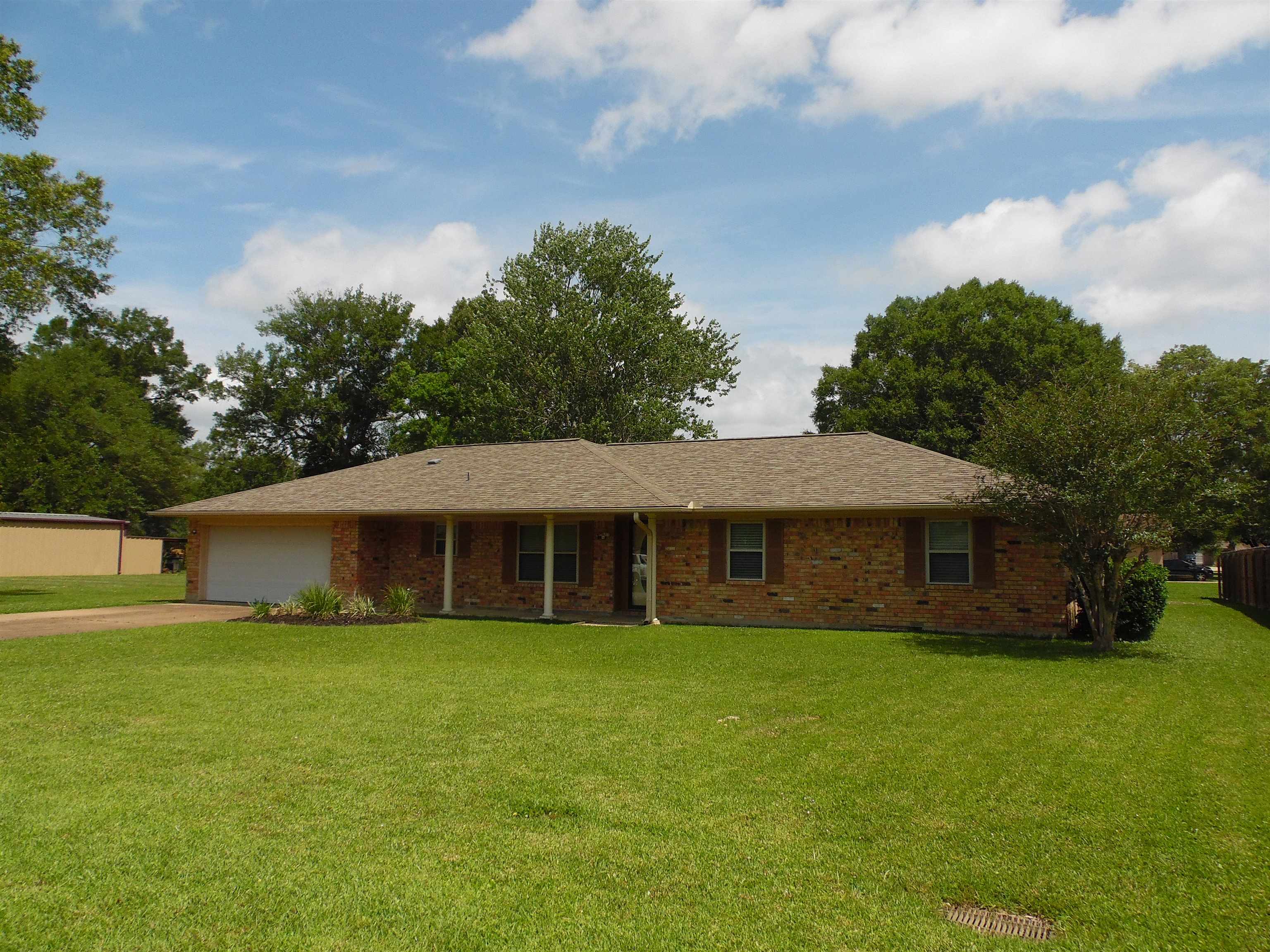 Lumberton, Texas 77657, United States, 3 Bedrooms Bedrooms, ,2 BathroomsBathrooms,Residential,Active,151820