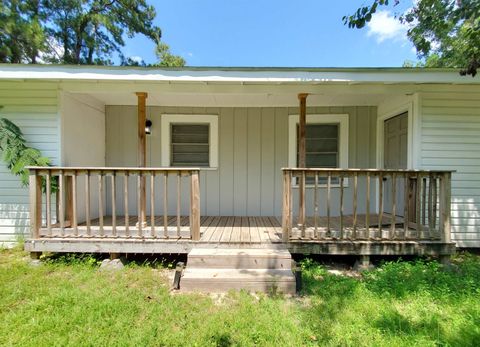 A home in Vidor