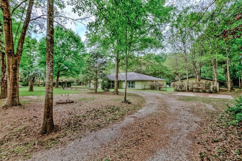 Photo of 10995 Bonwell Loop, Kountze, TX 77625 (MLS # 266166)