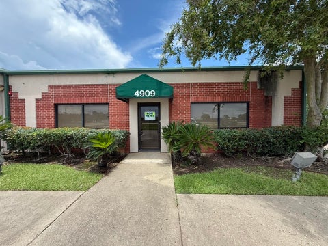 Photo of 4909 Hwy 69 S, Beaumont, TX 77705 (MLS # 270631)