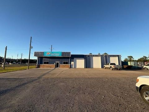 Photo of 4810 Evangeline Drive, Vidor, TX 77662 (MLS # 264448)