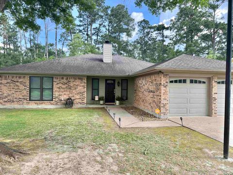 Photo of 3345 Michelle Ave, Vidor, TX 77662 (MLS # 266521)