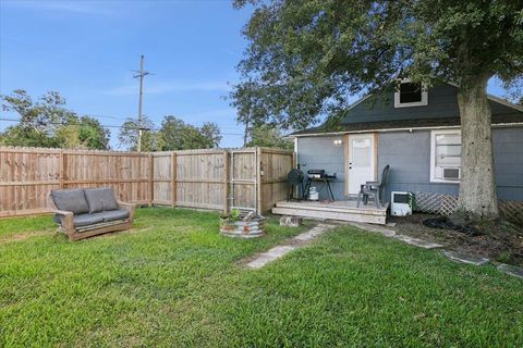 A home in Port Neches