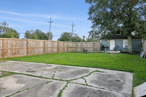 A home in Port Neches