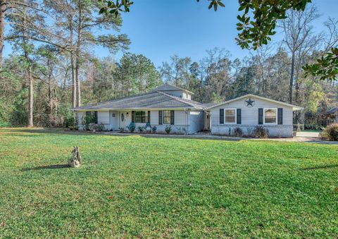 A home in Silsbee