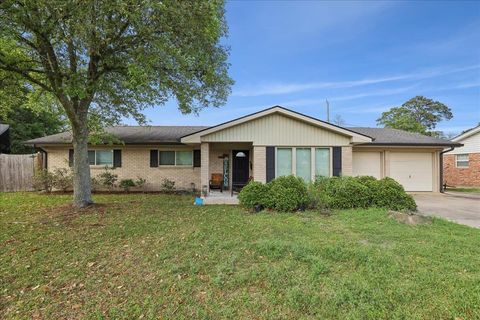 Photo of 6360 Pansy Drive, Beaumont, TX 77706 (MLS # 263516)