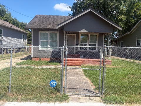 Photo of 3275 Brandon St., Beaumont, TX 77705 (MLS # 270443)