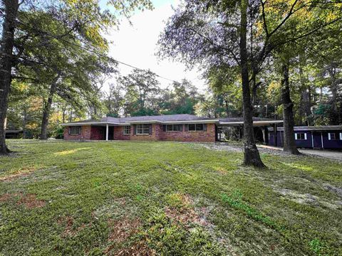 A home in Woodville