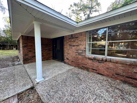 A home in Woodville