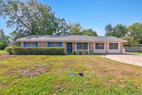 Photo of 150 Lynn, Lumberton, TX 77657 (MLS # 263496)