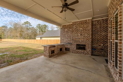 A home in Lumberton