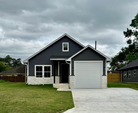 Property photo of 865 Dundee, Vidor, TX 77662