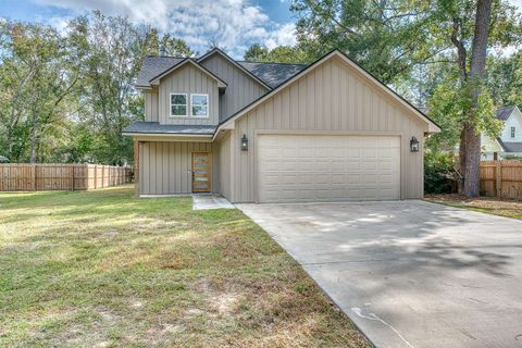 Photo of 103 Ned, Lumberton, TX 77657 (MLS # 262489)