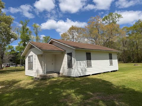 Photo of 2780 Myrtle, Vidor, TX 77662 (MLS # 266021)